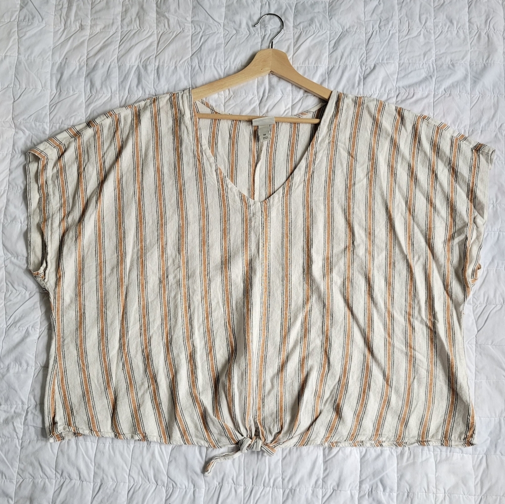 Ava & Viv Tan Short Sleeve Boxy Blouse